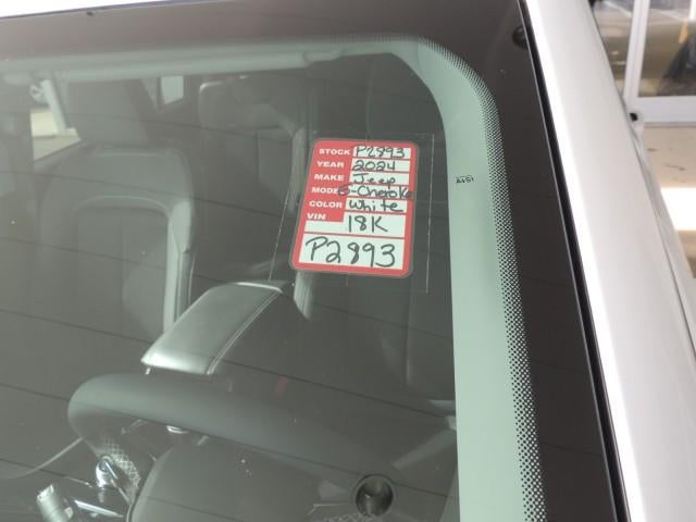 2024 Jeep Grand Cherokee L Laredo 4x2