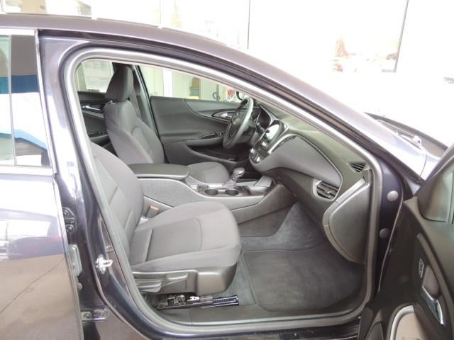 2022 Chevrolet Malibu LS