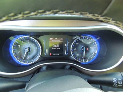 2023 Chrysler Voyager LX