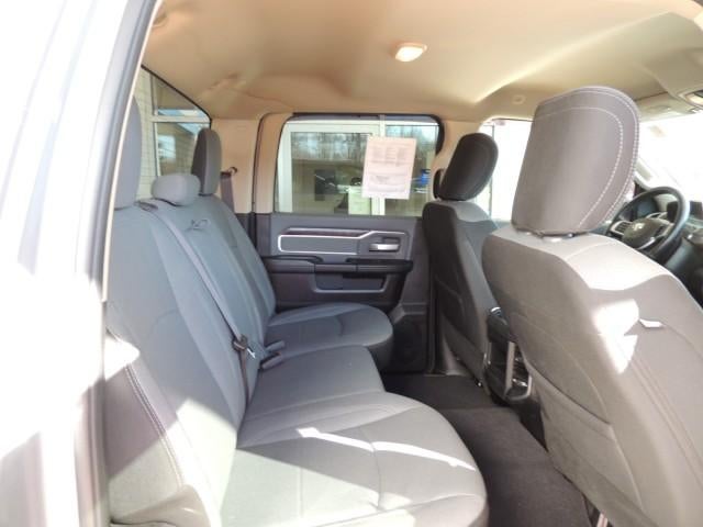 2019 RAM 2500 Big Horn Crew Cab 4x4 6'4" Box