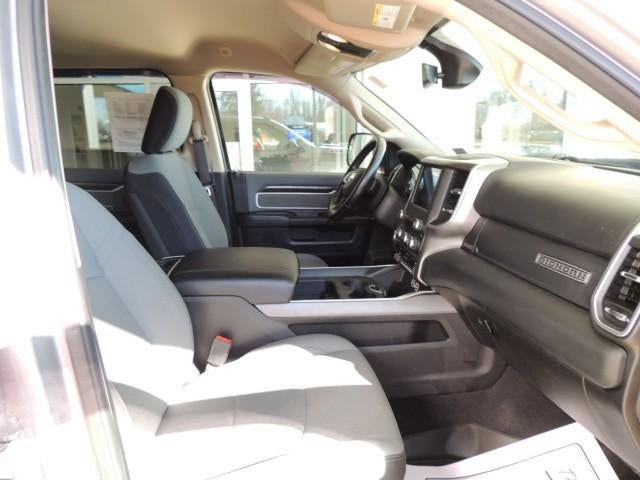 2019 RAM 2500 Big Horn Crew Cab 4x4 6'4" Box