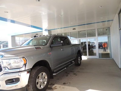 2019 RAM 2500 Big Horn Crew Cab 4x4 6'4" Box