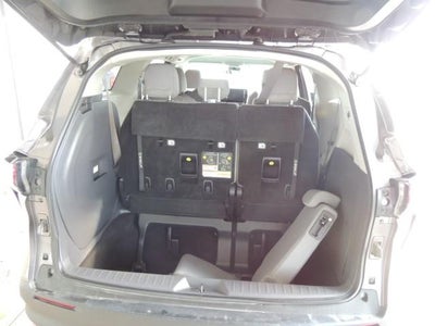 2021 Toyota Sienna LE