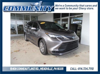 2021 Toyota Sienna LE