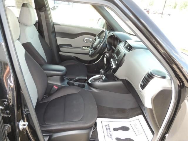2017 Kia Soul Base